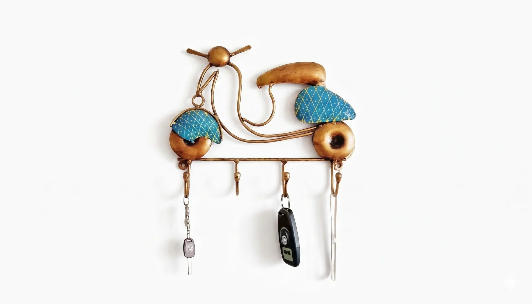 Metal Scooter Key Holder Wall Hanging Showpiece